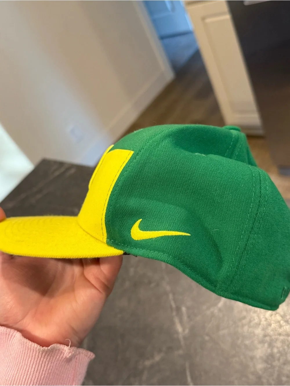 Nike Oregon Ducks classic 99 fitted hat OSFM green yellow